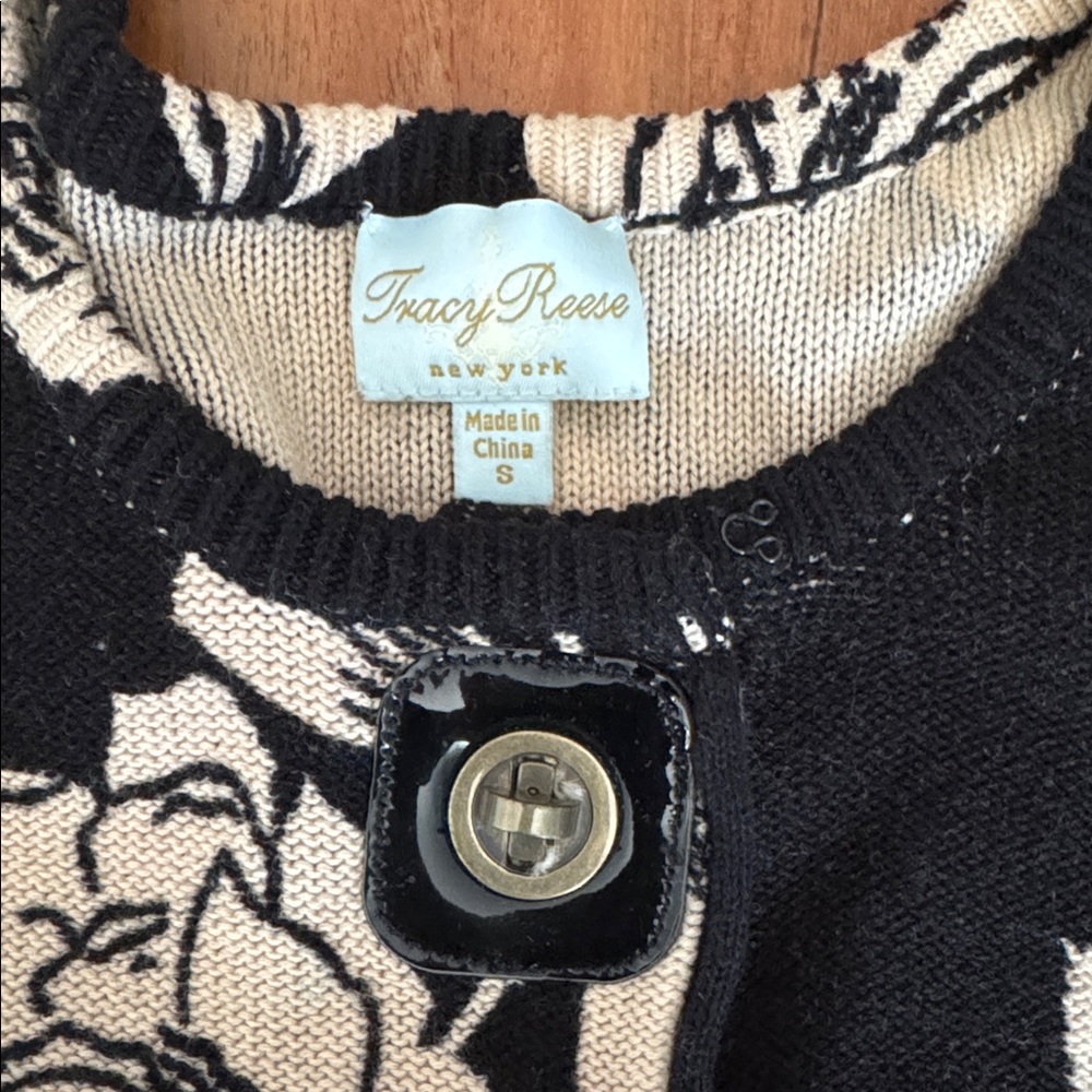 Tracy Reese Black‎ and Cream Floral Sweatshirt - Picture 5 of 6